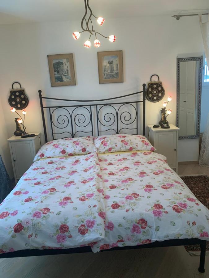 Ferienhaus, Rustico Auf Burg Apartment Locarno
